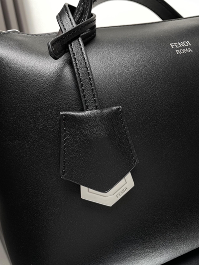 フェンディバッグ素材ディテール